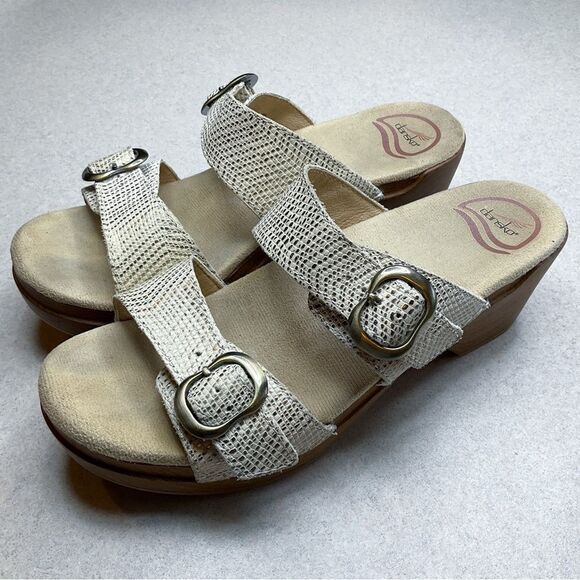 Dansko Sophie Sandal 38 White & Metallic Gold Snakeskin Slip On Open Toe - Picture 1 of 9